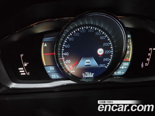 Volvo XC70 2014 — photo 2