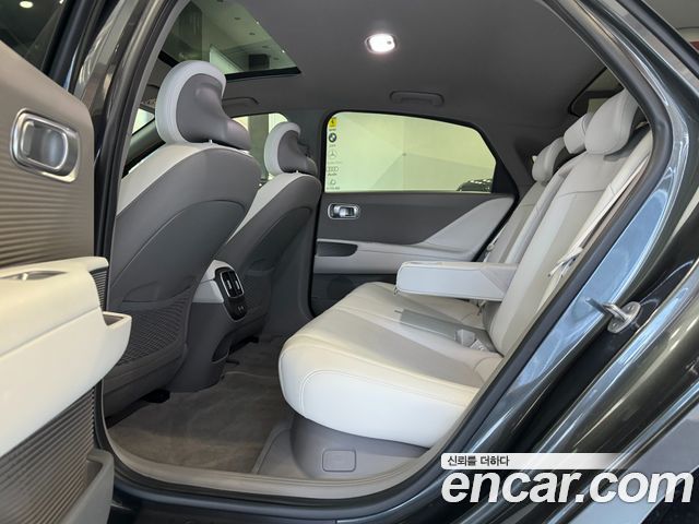 Hyundai Ioniq6 2023 — photo 16