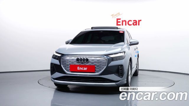 Audi Q4 e-tron 2022 — photo 3