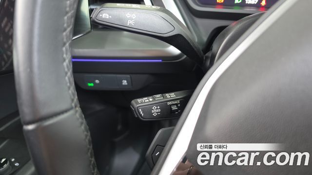 Audi Q4 e-tron 2022 — photo 18