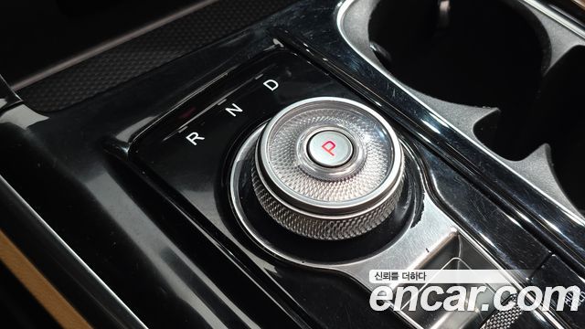 Kia Canival 2023 — photo 12