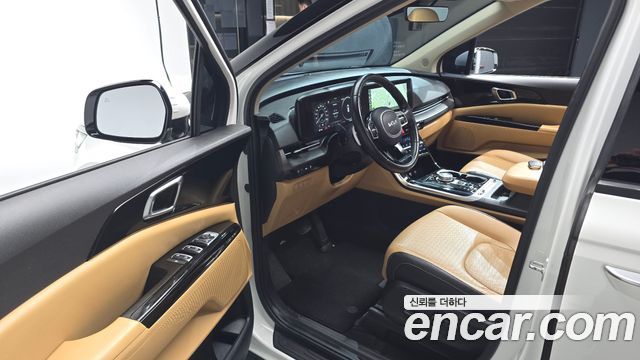 Kia Canival 2023 — photo 13