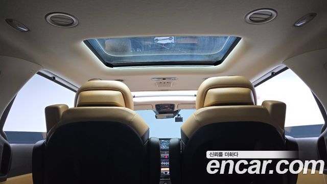 Kia Canival 2023 — photo 27