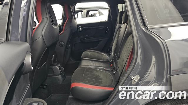 Mini Countryman 2019 — photo 12