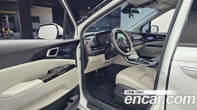 Kia Canival 2023 — photo 13