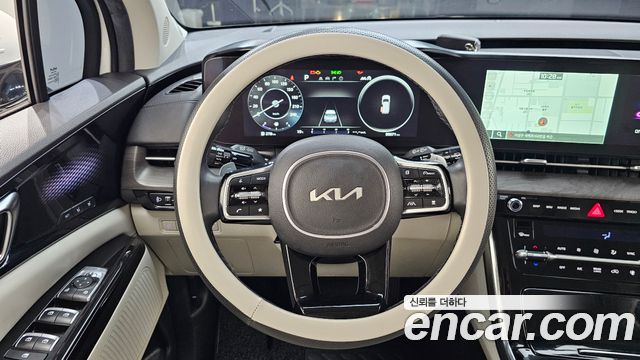 Kia Canival 2023 — photo 19