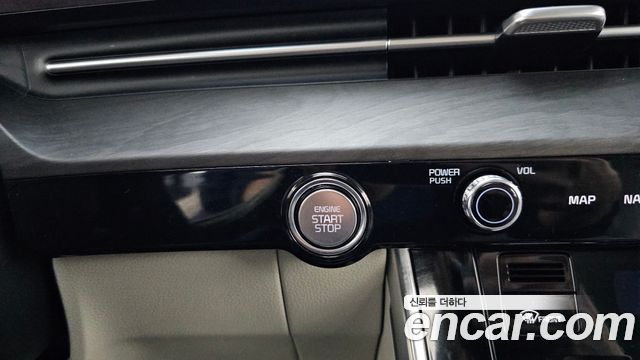 Kia Canival 2023 — photo 27