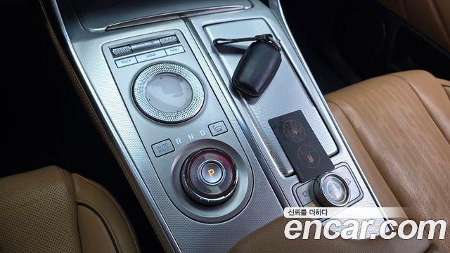 Genesis GV80 2020 — photo 9