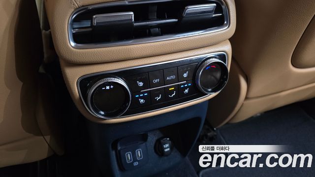Genesis GV80 2020 — photo 20