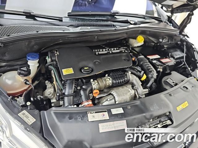 Peugeot 208 2018 — photo 6