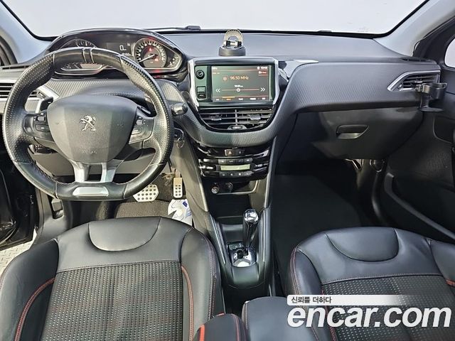 Peugeot 208 2018 — photo 7