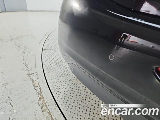 Peugeot 208 2018 — photo 13