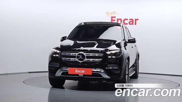 Mercedes-Benz GLE-Class 2025 — photo 3