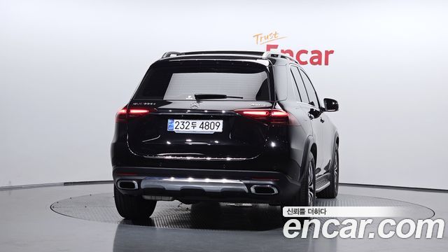 Mercedes-Benz GLE-Class 2025 — photo 4