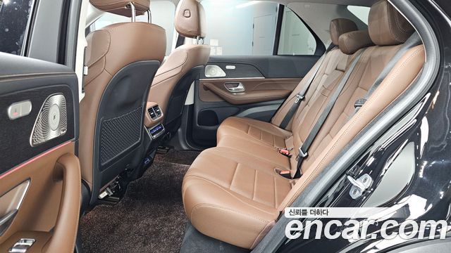 Mercedes-Benz GLE-Class 2025 — photo 18