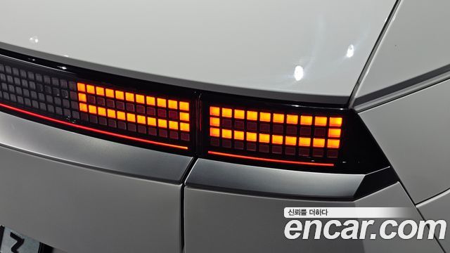 Hyundai Ioniq5 2024 — photo 9