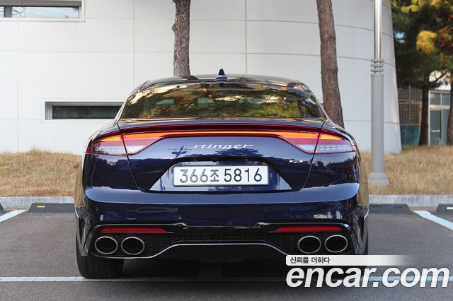 Kia Stinger 2022 — photo 4