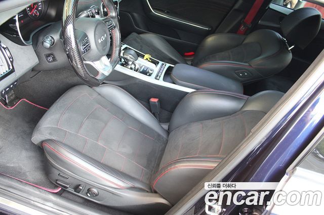 Kia Stinger 2022 — photo 14