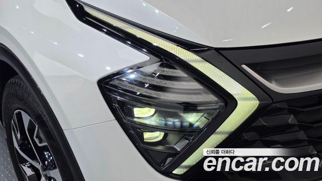 Kia Sportage 2022 — photo 8