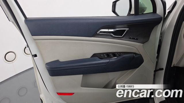 Kia Sportage 2022 — photo 14