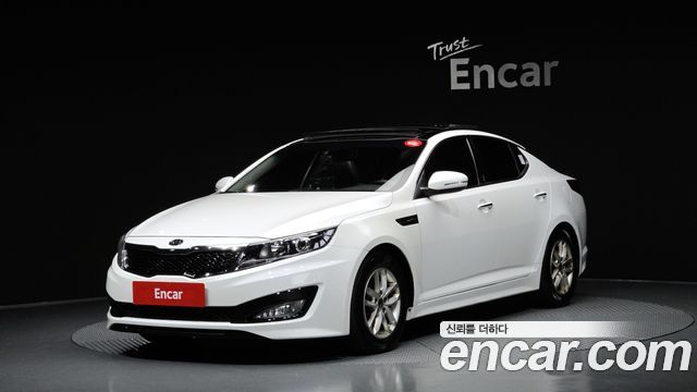 Kia K5 2011 — photo 1