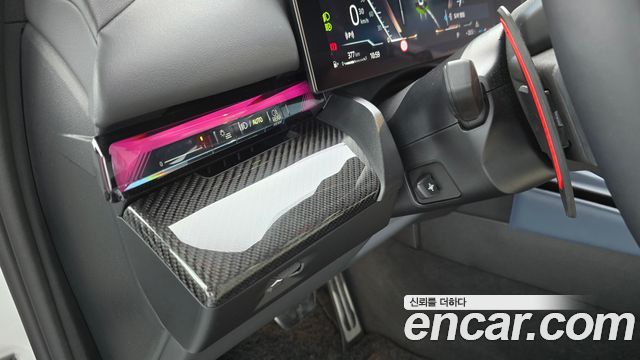 BMW 5-Series 2025 — photo 25