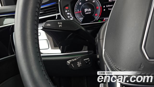 Audi A8 2021 — photo 34