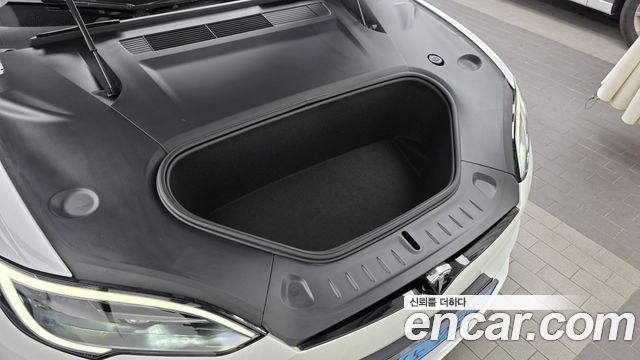 Tesla Model S 2023 — photo 6