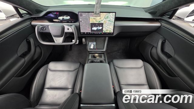 Tesla Model S 2023 — photo 10