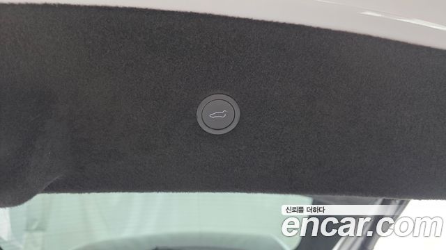 Tesla Model S 2023 — photo 29