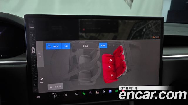 Tesla Model S 2023 — photo 30