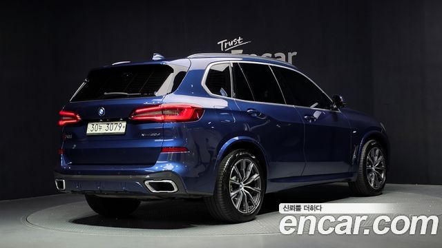 BMW X5 2019 — photo 2