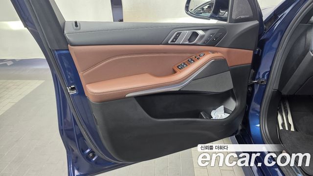 BMW X5 2019 — photo 14