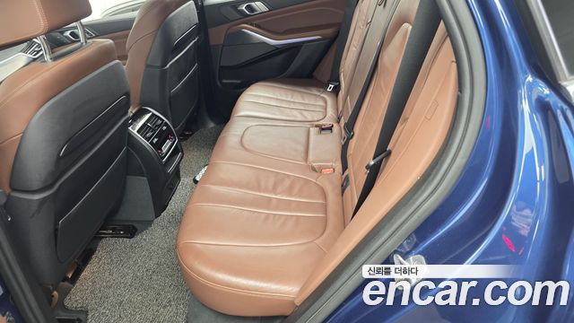 BMW X5 2019 — photo 16