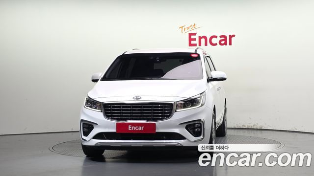 Kia Canival 2019 — photo 3