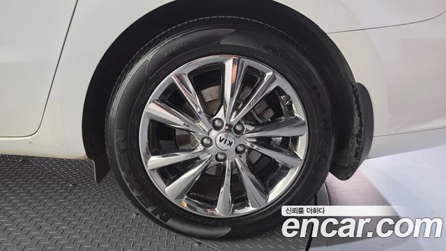 Kia Canival 2019 — photo 7