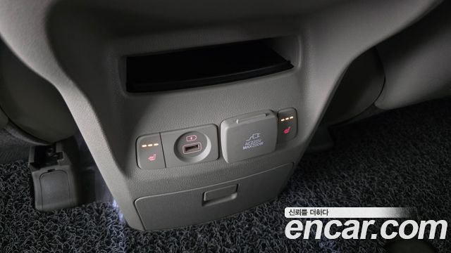 Kia Canival 2019 — photo 30