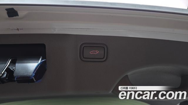 Kia Canival 2019 — photo 32