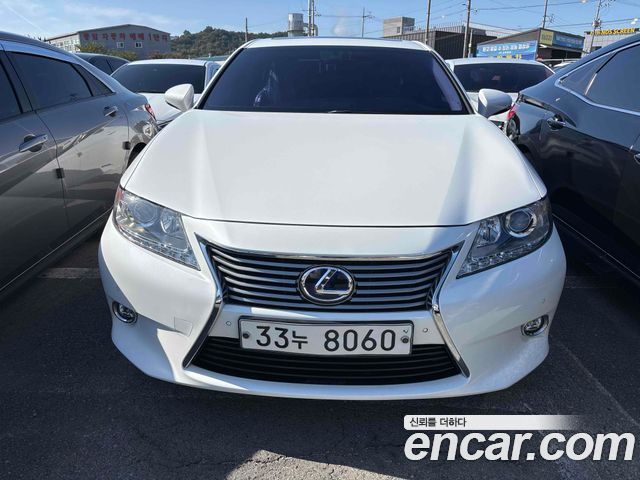 Lexus ES 2015 — photo 3