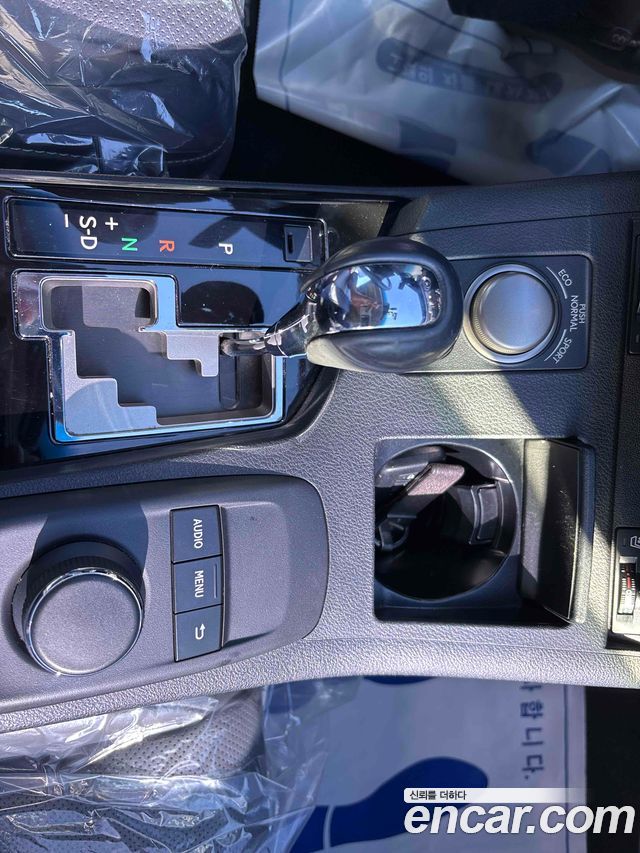 Lexus ES 2015 — photo 9