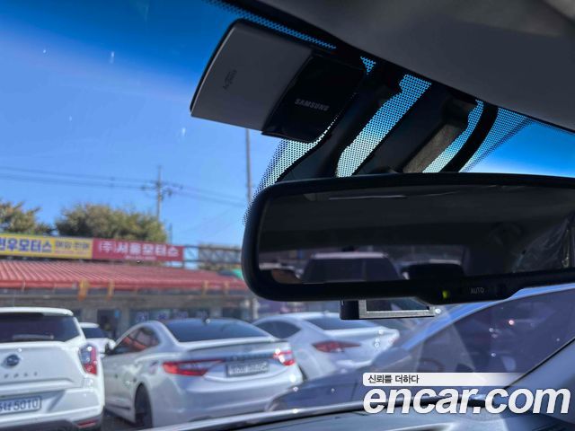 Lexus ES 2015 — photo 13