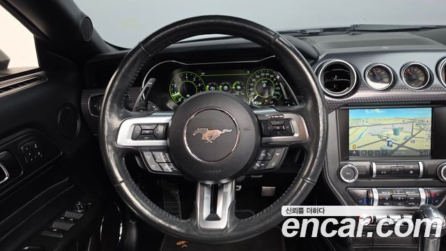 Ford Mustang 2019 — photo 18