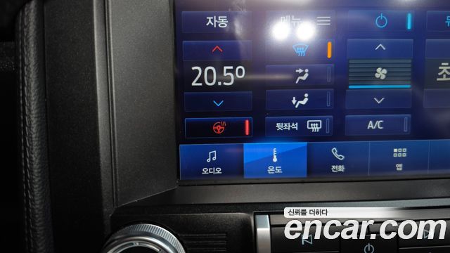 Ford Mustang 2019 — photo 25