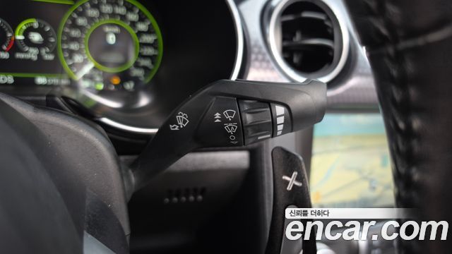 Ford Mustang 2019 — photo 28