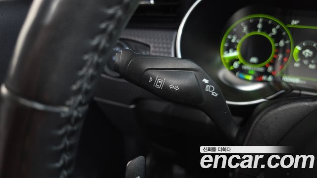 Ford Mustang 2019 — photo 30