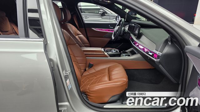 BMW 7-Series 2023 — photo 17