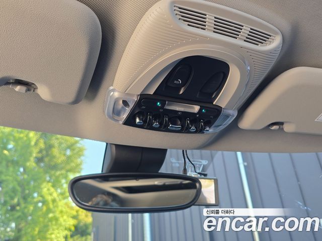 Mini Countryman 2019 — photo 16