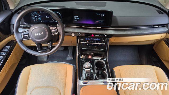 Kia Canival 2023 — photo 10
