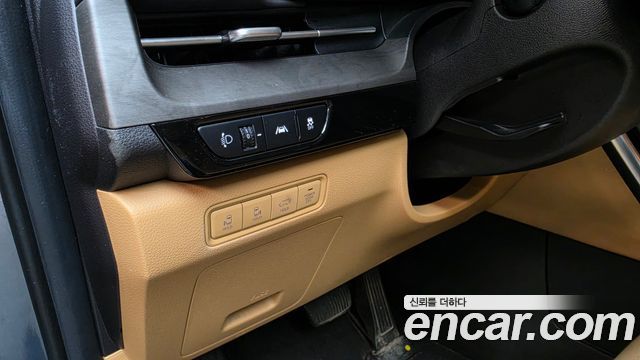 Kia Canival 2023 — photo 33