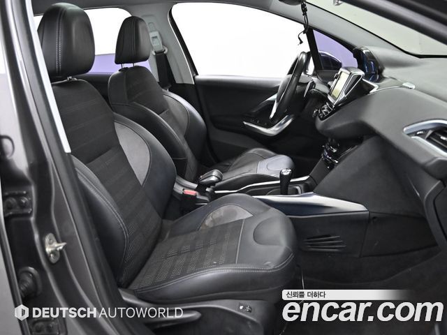 Peugeot 2008 2015 — photo 10